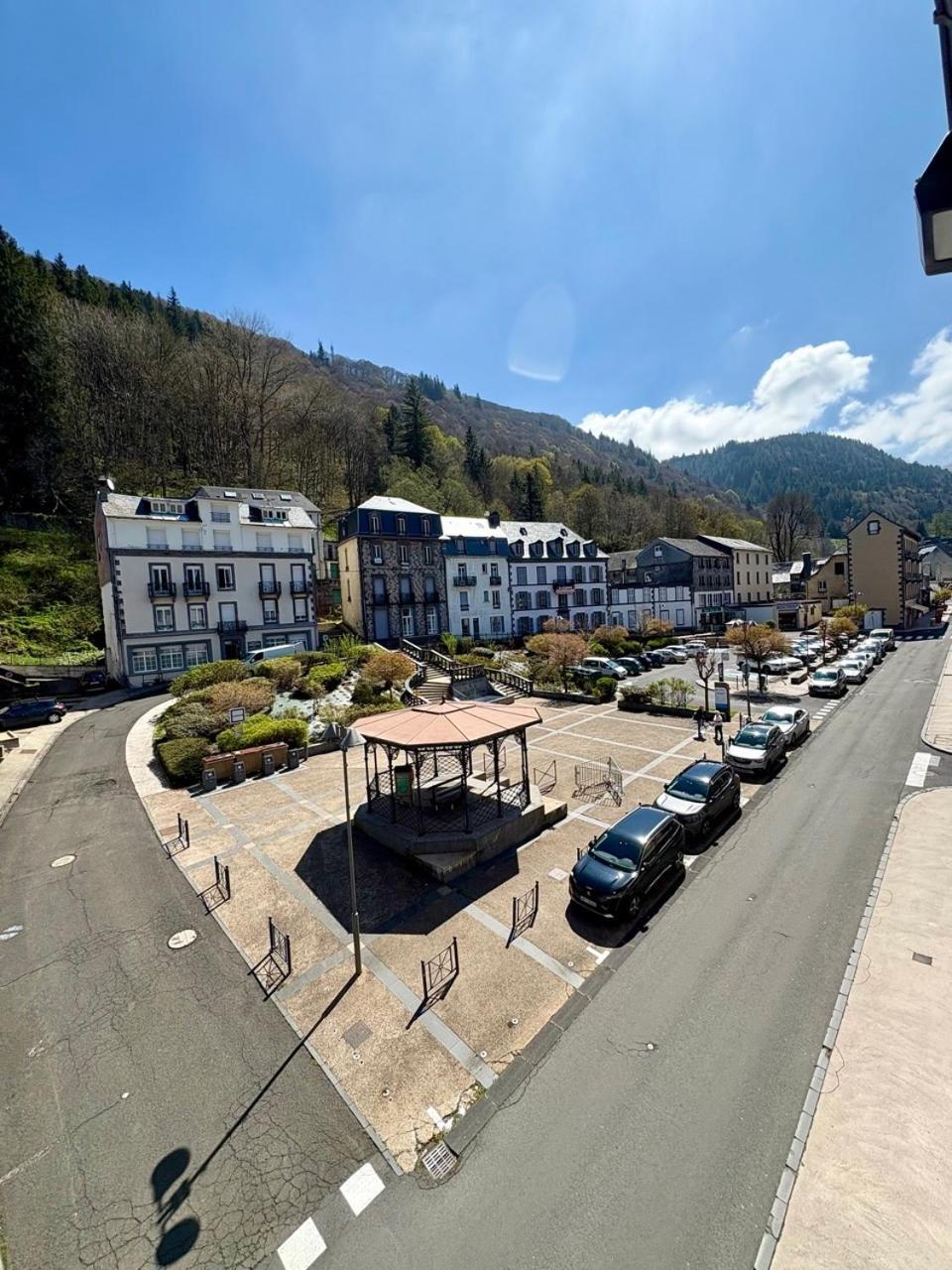 La Bonbonniere Centre Ville - Thermes - Netflix Mont-Dore Экстерьер фото